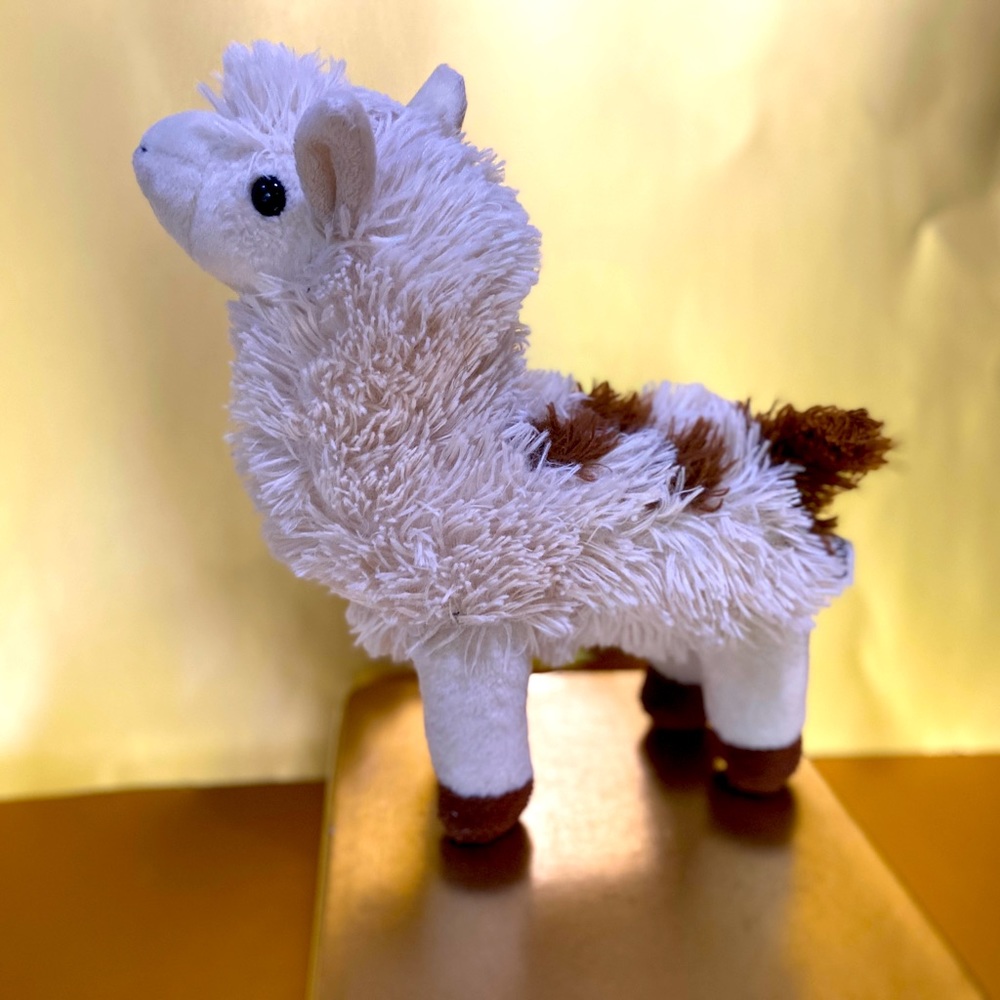 LLAMA GET YOUR HANDS ON A GANZ LULU LLAMA PLUSH SUPER SOFT 10”